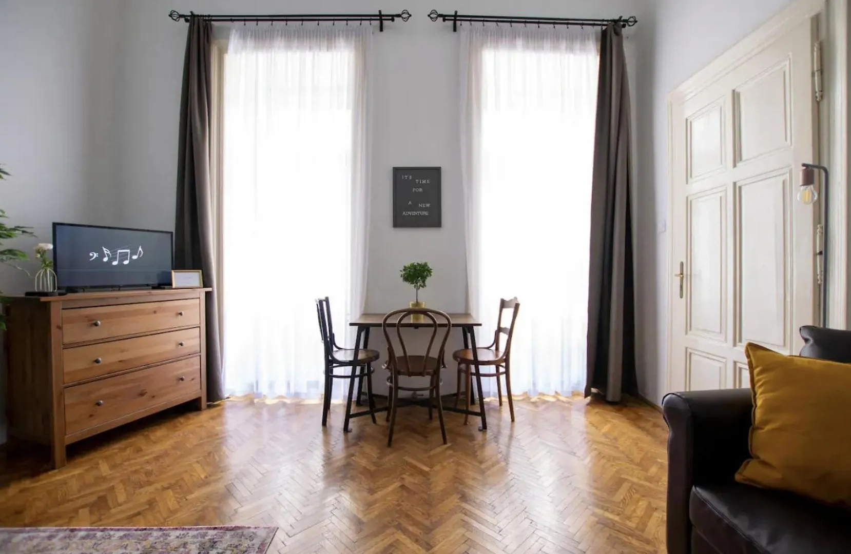Standard Apartment By Hi5 - Charming Studio بودابست