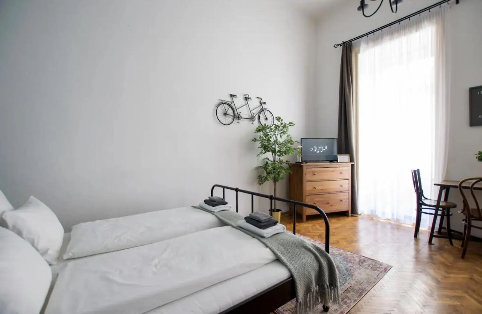 Standard Apartment By Hi5 - Charming Studio Budapesta Ungaria
